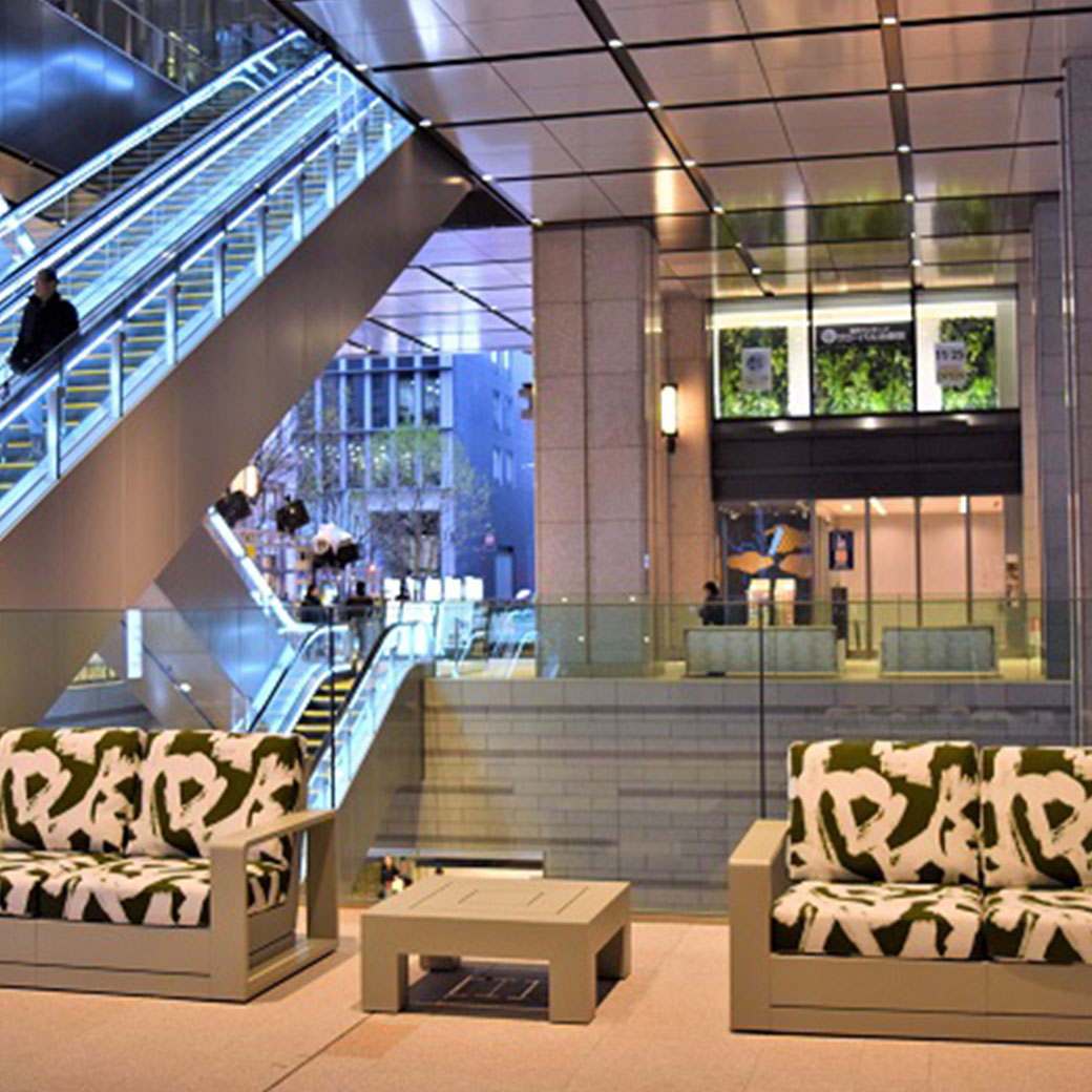 京橋エドグラン Harumari TOKYO