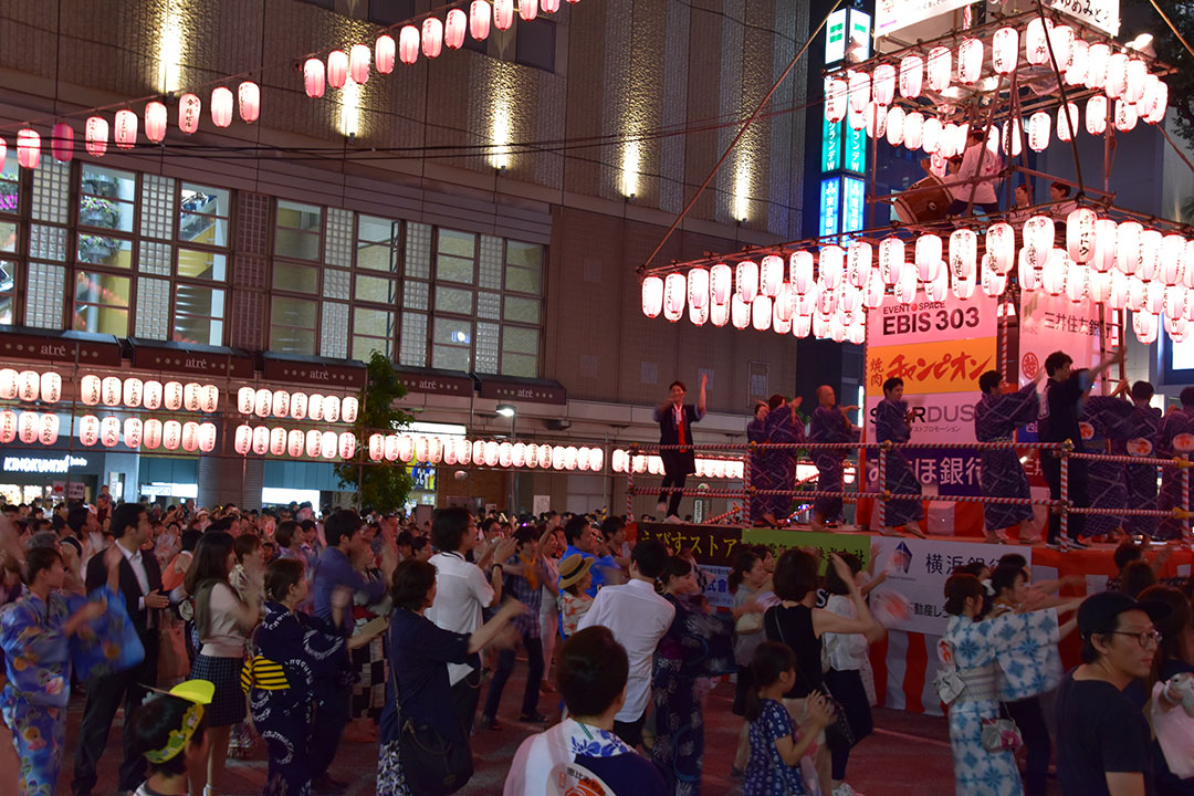 恵比寿駅前盆踊り